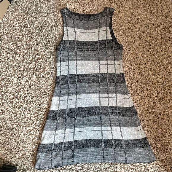 M. Rena 100% Viscose Dress - Picture 2 of 7